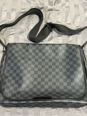 Louis Vuitton Black Damier Graphite Messenger Bag
